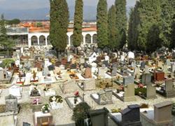 Nuovi furti al cimitero di Casalguidi 