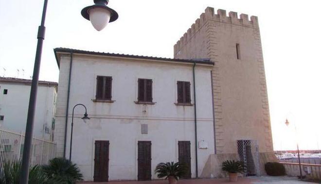 La memoria storica di San Vincenzo in immagini e dipinti 