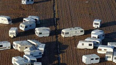 Con le roulotte distrutte se ne va anche il turismo