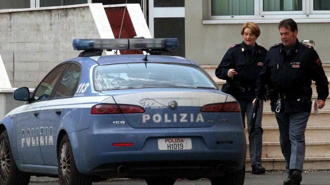 Circuiscono e derubano anziano due nomadi trovate e denunciate