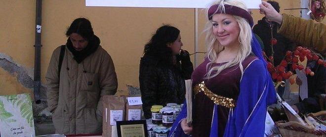 Musica, visite e tanto shopping più ricco il treno dei mercatini 