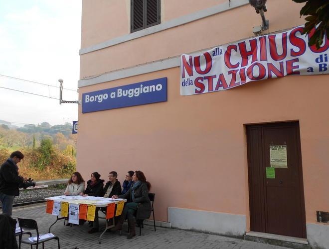 «Chiediamo le dimissioni di Ceccobao» 