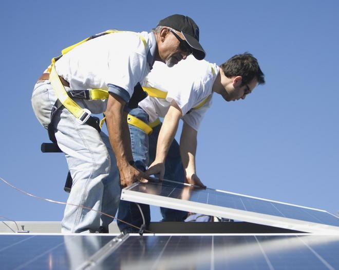 Eco-energia, tetto fotovoltaico per la scuola di Guasticce 