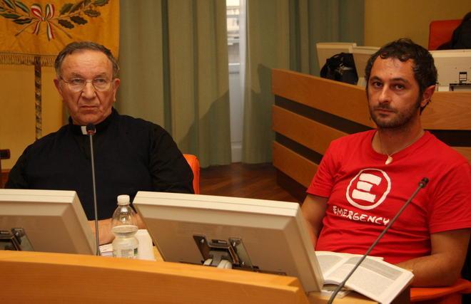 Don Brunetti: «Ma perché non mandano l’assessore Milone alla Sorbona?» 