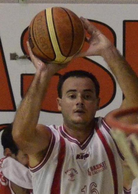 La favola continua Il Basket ha travolto anche San Miniato 