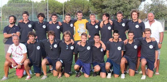 L’arbitro si fa male all’80’: la gara sarà rigiocata... 