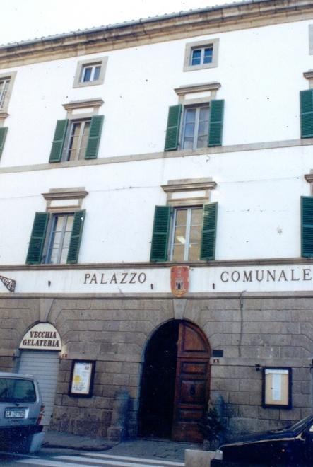 Una seduta straordinaria del consiglio con gli studenti
