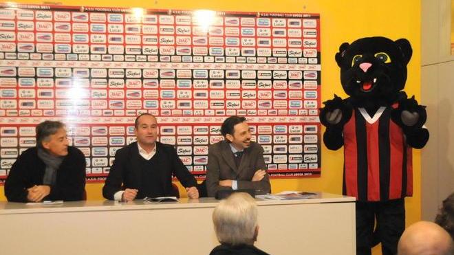 Lucchese, referendum tra i tifosi per il nome alla nuova mascotte
