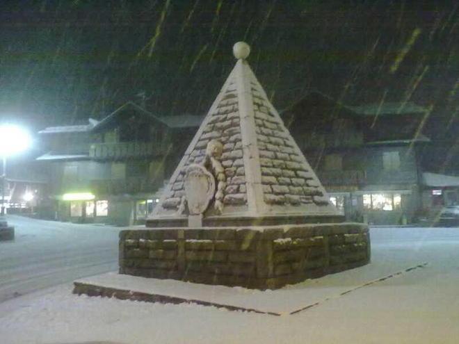 Fitta nevicata all’Abetone e alla Doganaccia 