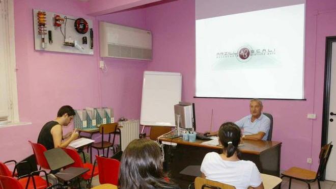 Patenti, sistema in tilt bloccate le autoscuole