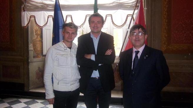 Pisa Abbraccia lo Sport In Piazza Vittorio lo show di Nascente