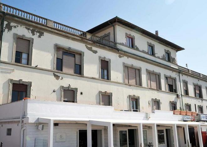 Via i mutui, si restaura il Comune 