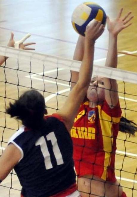 Bottai, un pugno ai confini nel match con Akcabelen 