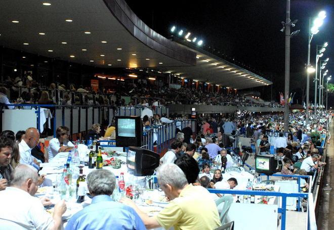 Ristorante sempre aperto e spazio fiere 