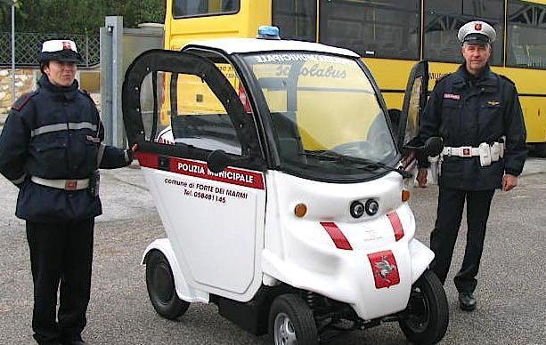In pattuglia con l’auto elettrica Free Duck 