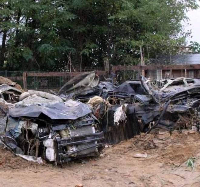 250 le auto danneggiate 50 quelle da rottamare