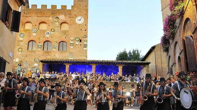 Nel Giro di Empoli trionfa la musica di strada
