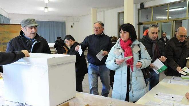 Primarie: Val di Cornia e Elba scelgono Bersani