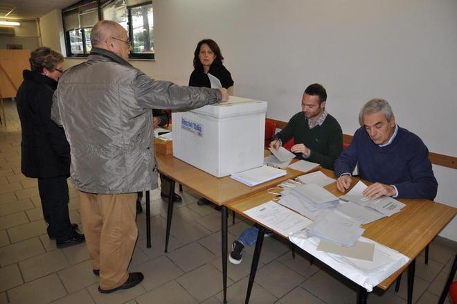 Ballottaggio, rimonta di Bersani. Netta inversione di tendenza 