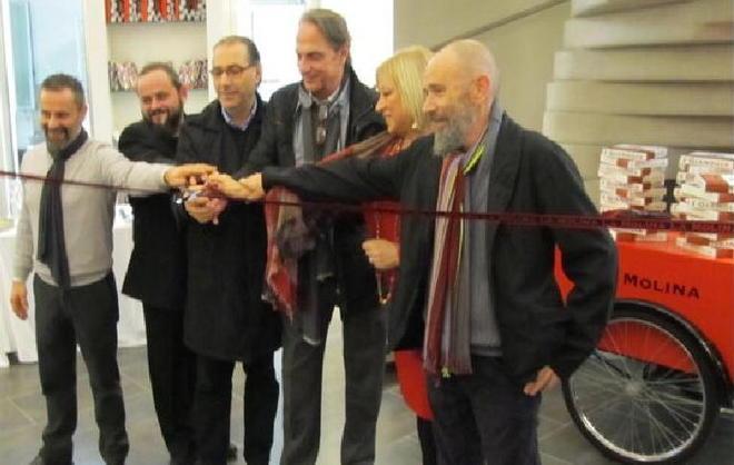 Taglio del nastro per la sede della cioccolateria la Molina