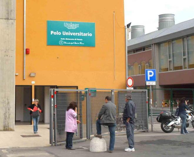 Polo Uniser, vendita entro dicembre ma cambiano i patti 