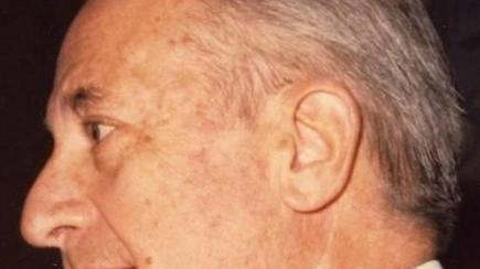 Una lapide commemora il chirurgo Mario Selli