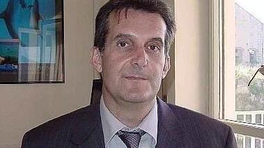 Obbligo di catene Altolà di Peria «Una vessazione»