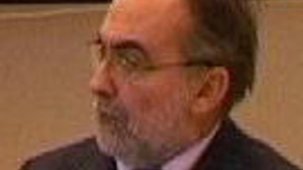 Spunta il candidato di Sel: l’avvocato Carlo Lazzarini