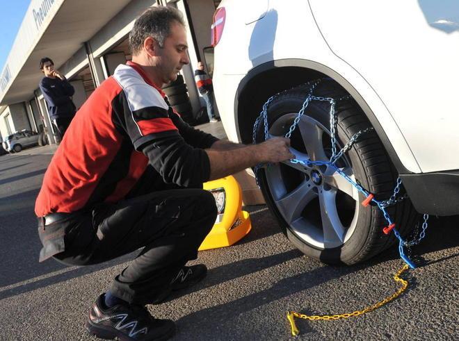 Sos anti-neve, obbligatorie le catene a bordo 