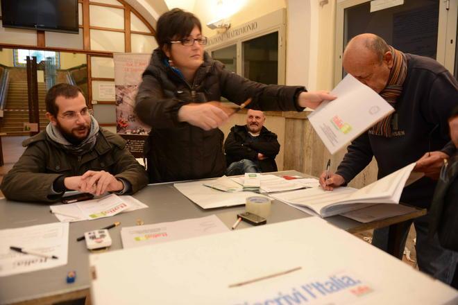 Pontedera è ancora per Renzi, la provincia di Pisa premia Bersani 