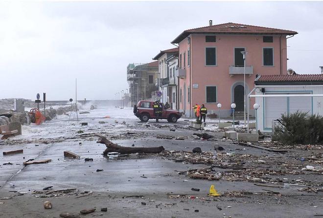 Allerta sul litorale per possibili mareggiate 