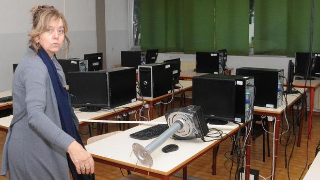 La scuola Da Vinci prepara la festa per i nuovi computer