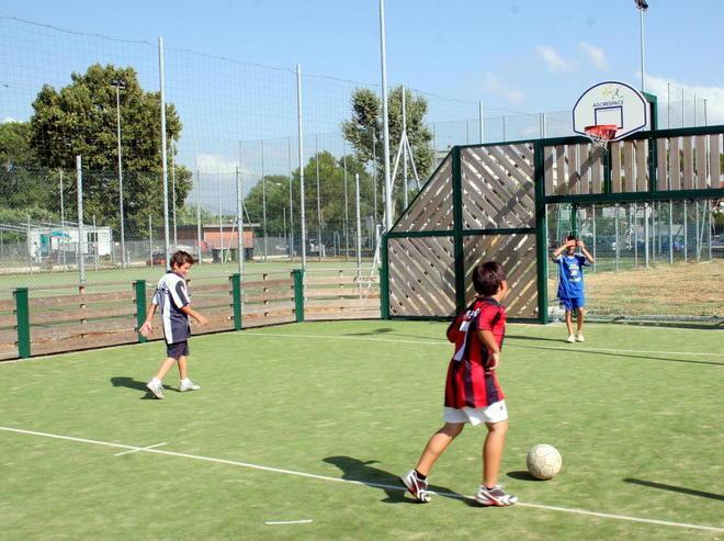 A «Quelli che non» bolletta da 112mila euro 
