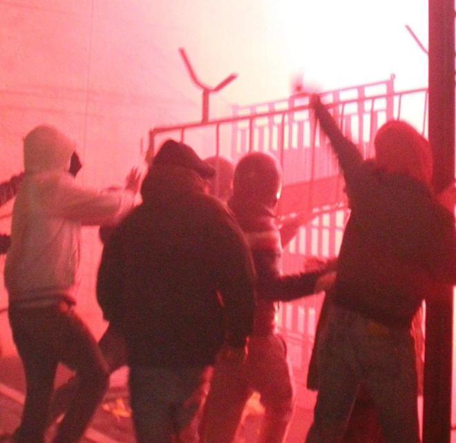 Sequestrati mattoni e mazze 