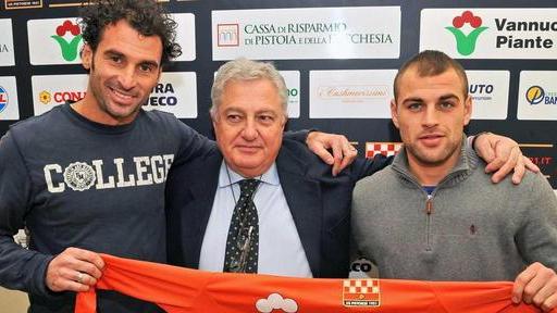 In arancione i bomber Mussi e Carnevale