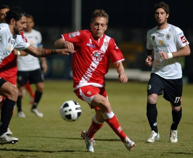 Il Grifone vince per 3-1 contro la Castrense