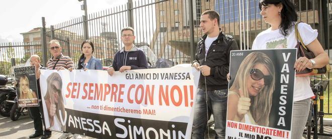 Una fiaccolata per Vanessa a tre anni dalla sua tragica fine 