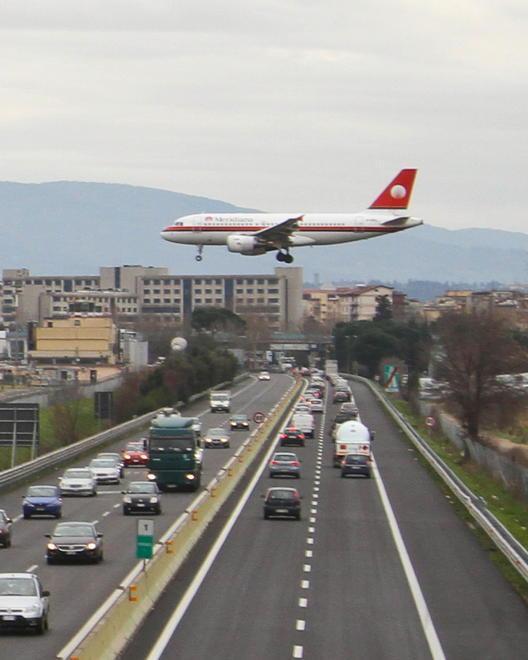 Pista di Peretola, “no” di Comune e comitato
