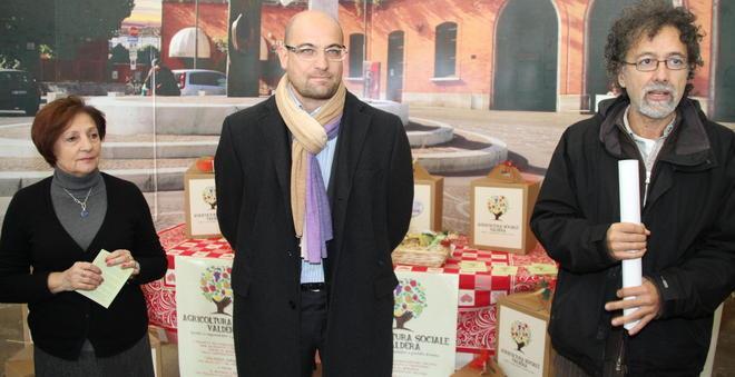 La solidarietà si fa con i cesti di Natale 