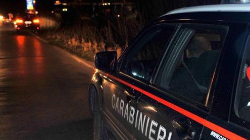Beve e diventa aggressivo, arrestato da una pattuglia