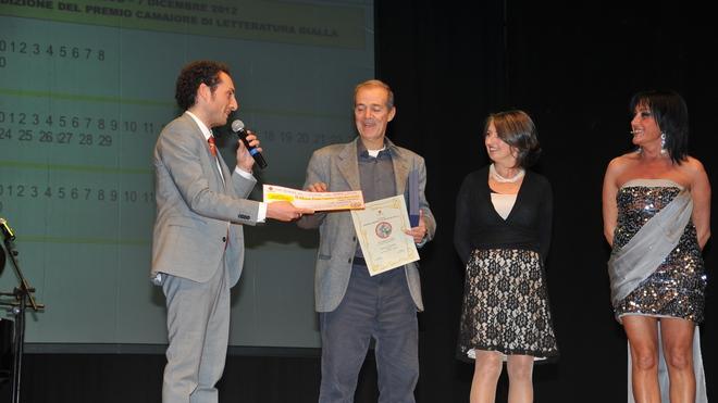 Costantini con Tu sei il Male vince il premio Camaiore