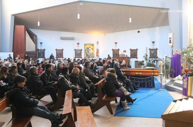 Folla commossa in Coteto per l’addio a Marco 