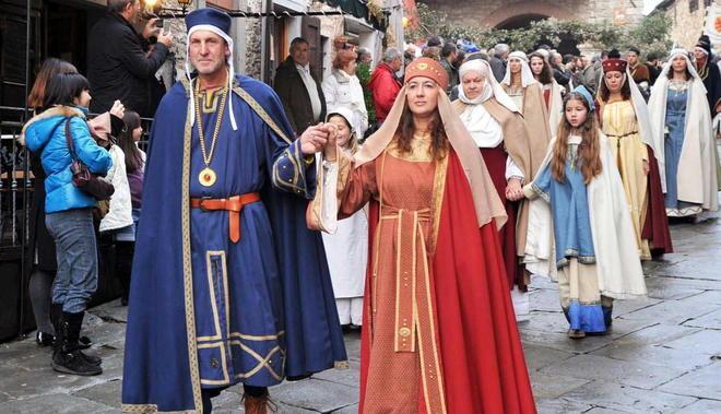 Sagra in chiusura nel weekend, oggi corteo storico 
