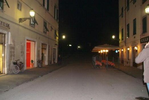Bande scatenate di notte in centro storico 