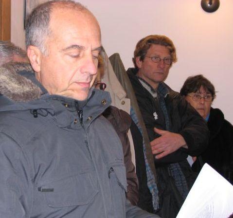 Rifiuti, comitati irrompono in commissione 