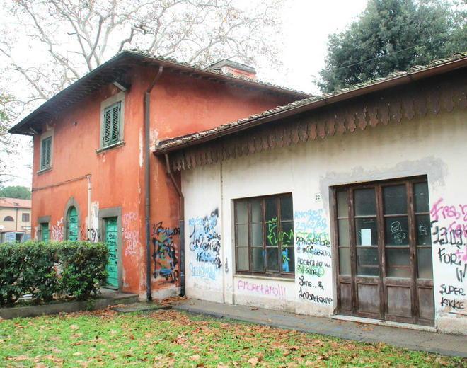 La biblioteca di Villa Fabbricotti chiusa, lavori in ritardo 