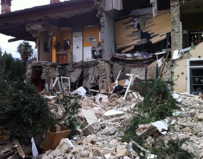 Stazionarie le condizioni del quindicenne ferito 