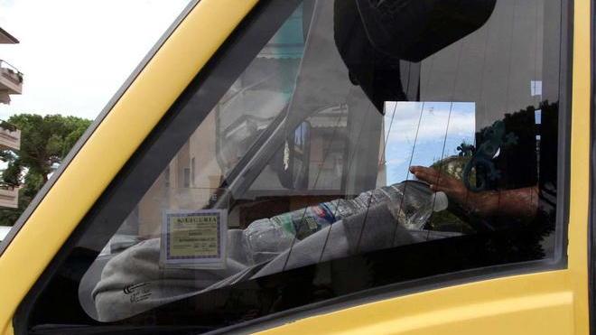 «Gli scuolabus viaggiano senza l’assicurazione»
