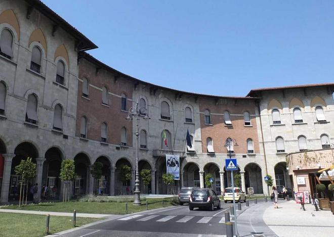 Pisa come capoluogo della costa toscana 