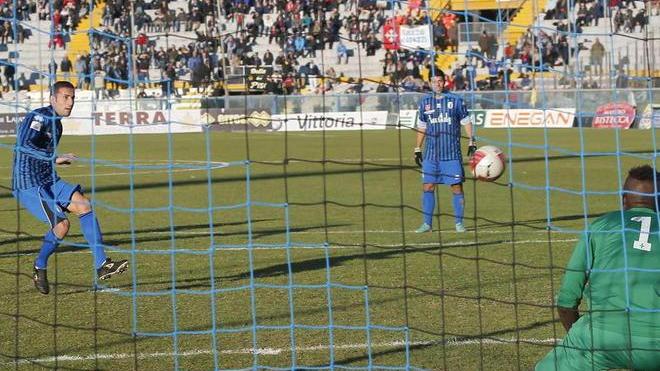 Nerazzurri, un sorriso a mezza bocca